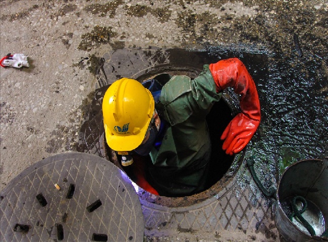 C&ocirc;ng ty nạo v&eacute;t hố ga quận 1 c&oacute; nhiều năm kinh nghiệm trong nghề