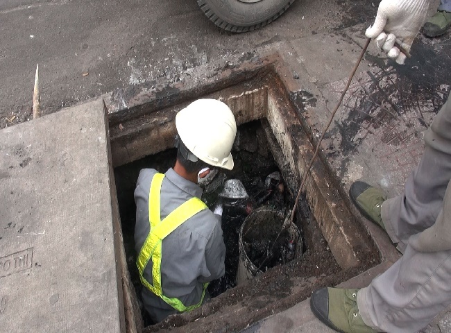 Nạo v&eacute;t hố ga quận 1 Tấn Ph&aacute;t cung cấp dịch vụ ở c&aacute;c khu vực