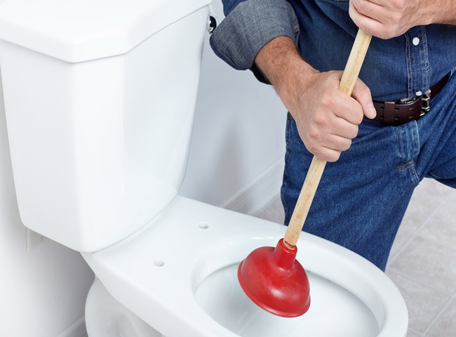 Thợ th&ocirc;ng bồn cầu quận 4 c&oacute; quy tr&igrave;nh xử l&yacute; rất chuy&ecirc;n nghiệp