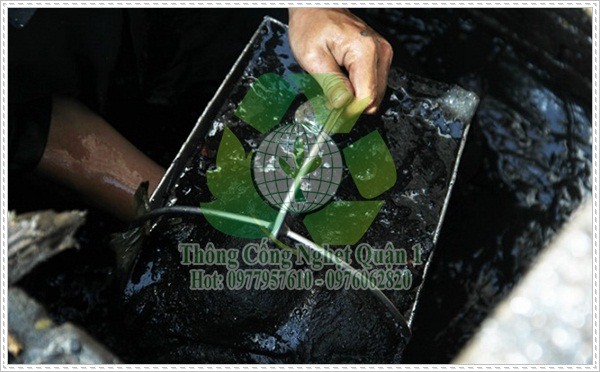 Th&ocirc;ng cống tho&aacute;t nước tại nh&agrave;