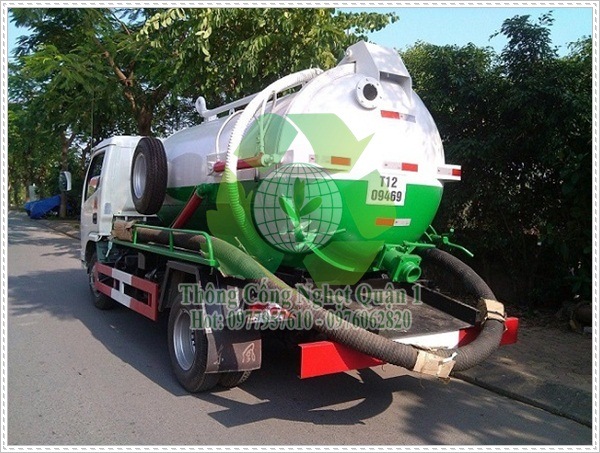 H&uacute;t bể phốt tại Định C&ocirc;ng