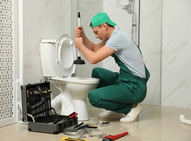 Đơn vị th&ocirc;ng bồn cầu quận 9 Tiến Ph&aacute;t nhiều ưu đ&atilde;i